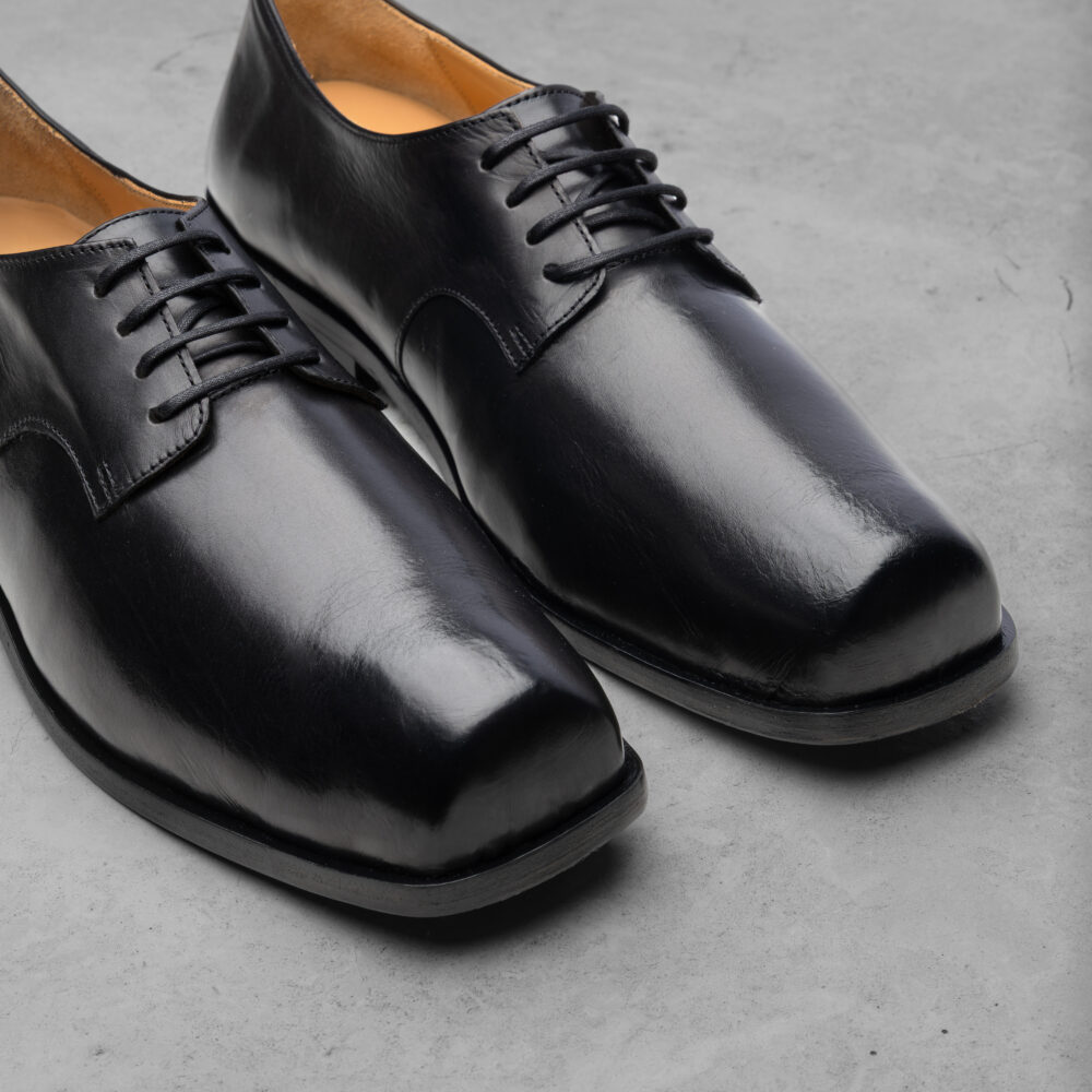 Hannes Derby Black - Image 3